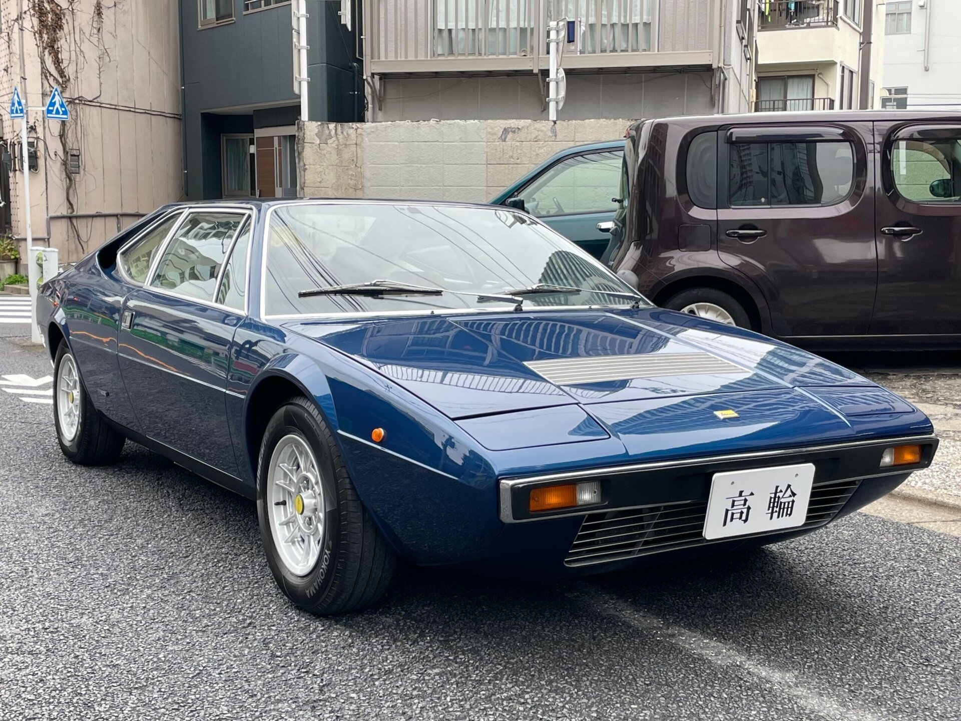 FERRARI DINO 208 GT4 - View 1