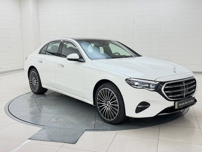 MERCEDES-BENZ E-CLASS - 4