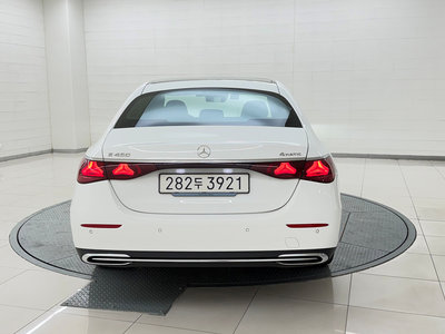MERCEDES-BENZ E-CLASS - 3