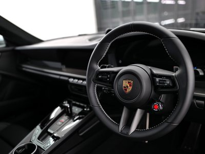 PORSCHE 911 - 6