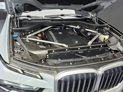 BMW X7 - 7
