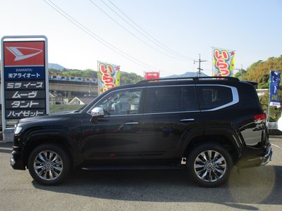 TOYOTA LAND CRUISER - 4