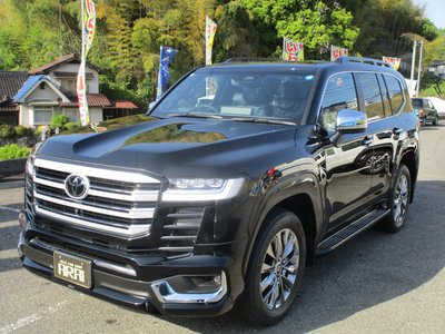 TOYOTA LAND CRUISER - 1