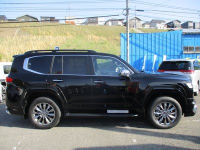 TOYOTA LAND CRUISER - 5