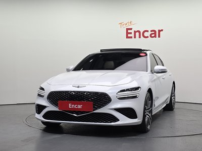 2022 Genesis THE NEW G70 photo 2