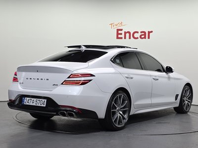 2022 Genesis THE NEW G70 photo 4