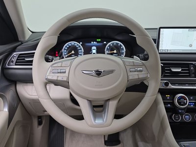 2022 Genesis THE NEW G70 thumbnail 23