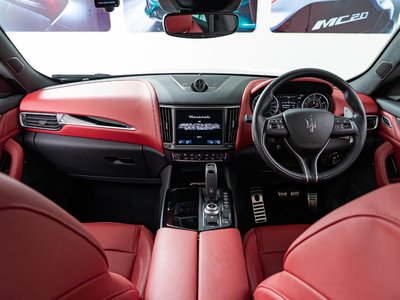 MASERATI LEVANTE - 5