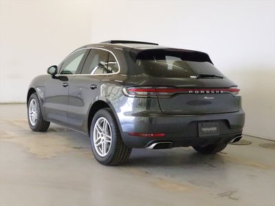 PORSCHE MACAN - 4