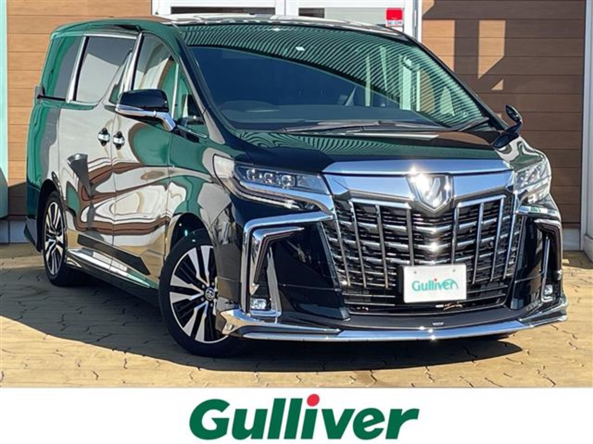 TOYOTA ALPHARD - View 1