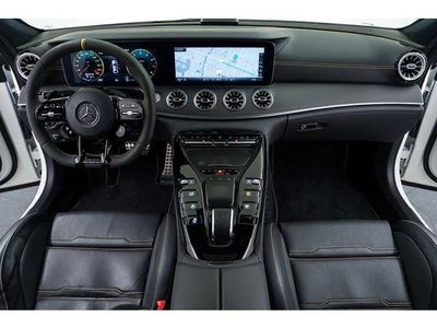 صورة 4 لـ 2019 Mercedes-BENZ GT AMG