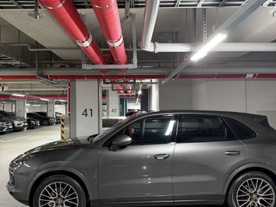 صورة 3 لـ 2020 Porsche CAYENNE