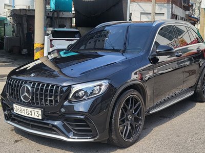 2018 Mercedes-BENZ GLC photo 1