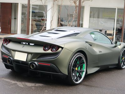 FERRARI F8 TRIBUTO - 5