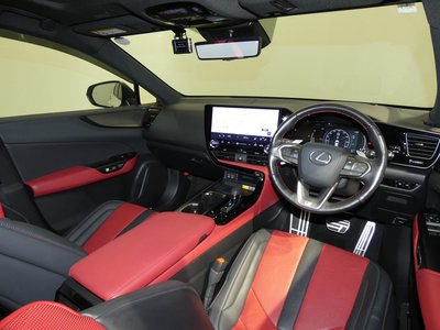 صورة مصغرة 23 لـ 2022 Lexus NX