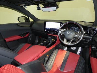 صورة مصغرة 46 لـ 2022 Lexus NX