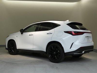 صورة مصغرة 41 لـ 2022 Lexus NX