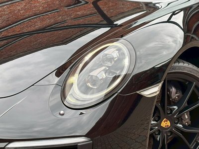 PORSCHE 911 - 4