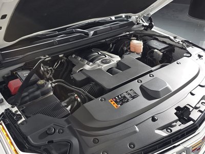 CADILLAC ESCALADE - 7