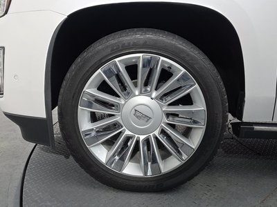 CADILLAC ESCALADE - 6