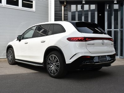 MERCEDES-BENZ EQS - 9
