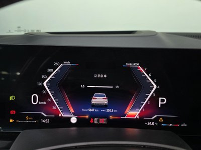 2025 BMW X5 缩略图 11