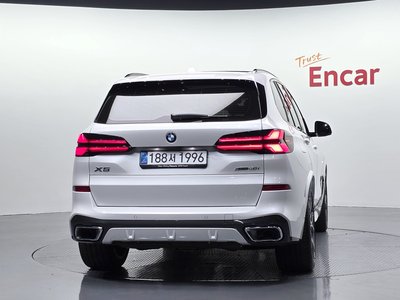 صورة 3 لـ 2025 BMW X5