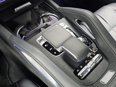 MERCEDES-BENZ GLS - 9