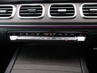 2025 Mercedes-BENZ GLE thumbnail 40