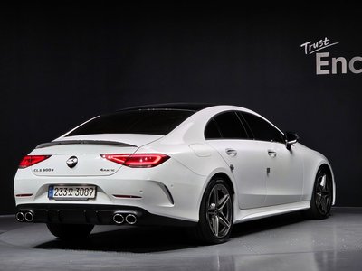 MERCEDES-BENZ CLS - 4