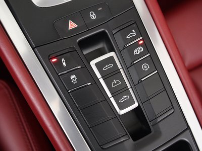 PORSCHE 911 CABRIOLET - 3