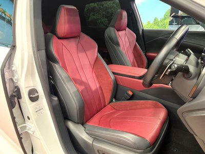 صورة مصغرة 11 لـ 2023 Lexus RX