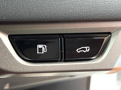 صورة مصغرة 34 لـ 2023 Lexus RX