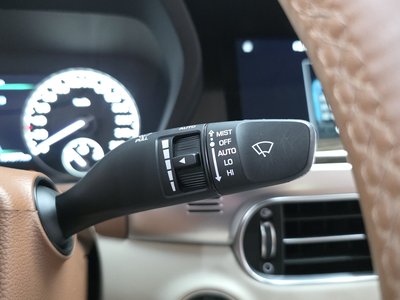 صورة مصغرة 41 لـ 2021 Genesis G90
