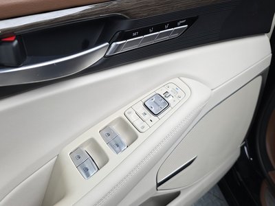 صورة مصغرة 40 لـ 2021 Genesis G90