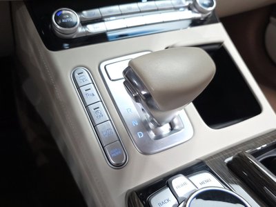 صورة مصغرة 12 لـ 2021 Genesis G90