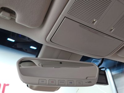 صورة مصغرة 25 لـ 2021 Genesis G90