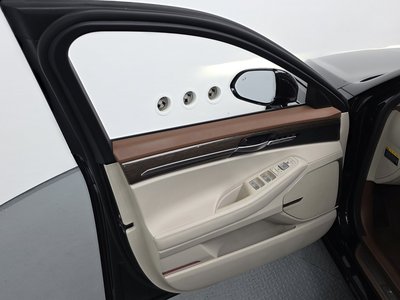 صورة مصغرة 14 لـ 2021 Genesis G90