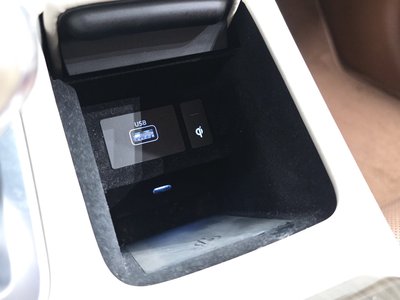 صورة مصغرة 16 لـ 2021 Genesis G90