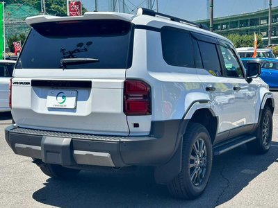 TOYOTA LAND CRUISER 250 - 6