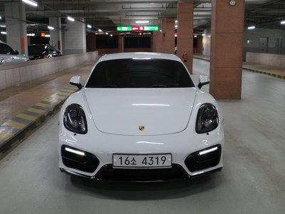 PORSCHE CAYMAN - 2