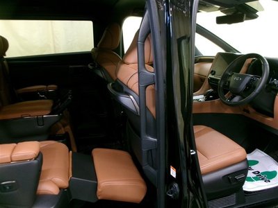 صورة مصغرة 30 لـ 2023 Toyota VELLFIRE