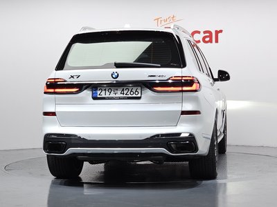 صورة 4 لـ 2024 BMW X7