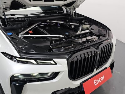 صورة 7 لـ 2024 BMW X7