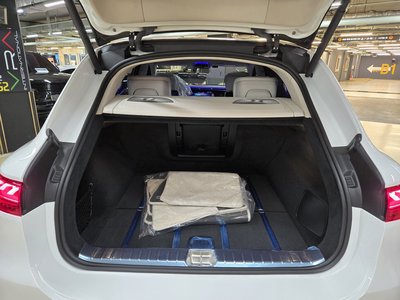 2024 Mercedes-BENZ EQS photo 7