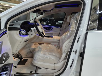 2024 Mercedes-BENZ EQS thumbnail 14
