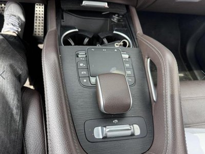 MERCEDES-BENZ GLS - 7