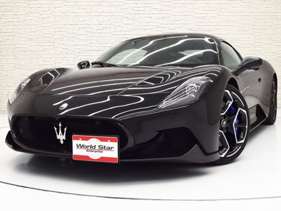 MASERATI MC20 - 1