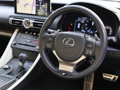 صورة مصغرة 20 لـ 2023 Lexus RC F
