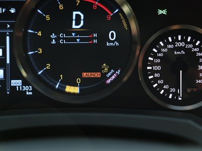 صورة مصغرة 33 لـ 2023 Lexus RC F